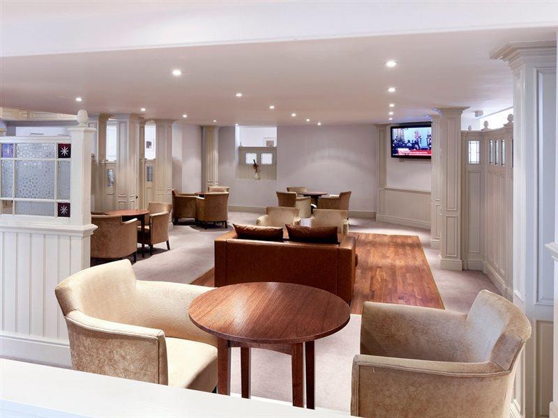 Mercure Swindon East Hotel And Spa Exteriör bild